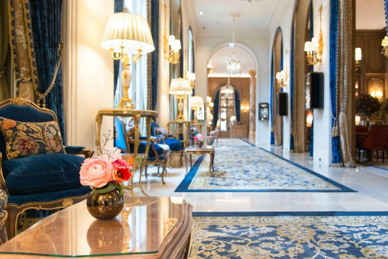 Отель Ritz Париж Экстерьер фото